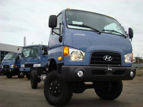 4 x 4 hyundai